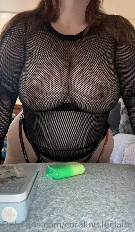 Coralineleclaire naked leaks OnlyFans pic
