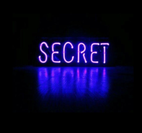 Nahá fotka uniklých OnlyFans od Blackmagictanaka