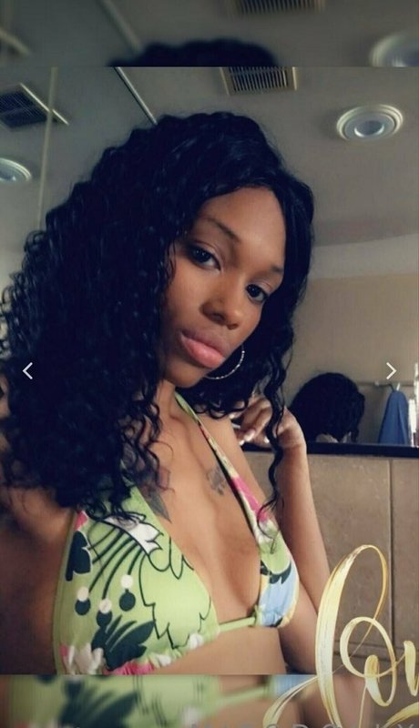 Naken läckt OnlyFans-bild av Missdollypromotions