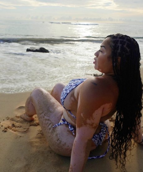 Eviespice OnlyFansリークヌード写真