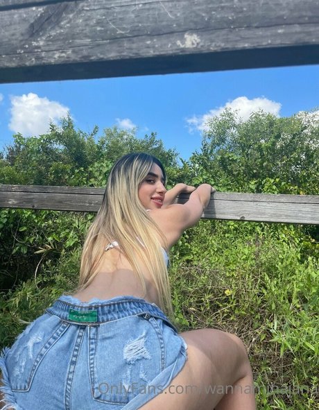 Photo nue de fuite OnlyFans de Wannaminajana