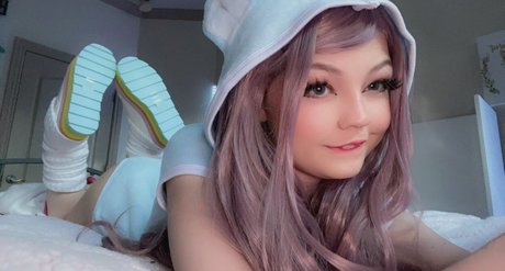 Обнаженная фотография утечки OnlyFans от Strawbeariemilkk