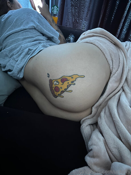 Naken lekkede OnlyFans-bilde av Ur4vity