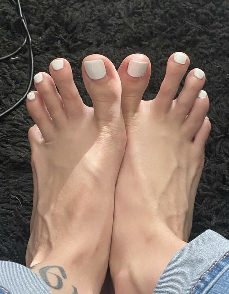 Solesofskye naked leaks OnlyFans pic