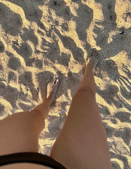 Photo nue de fuite OnlyFans de Busya18plus