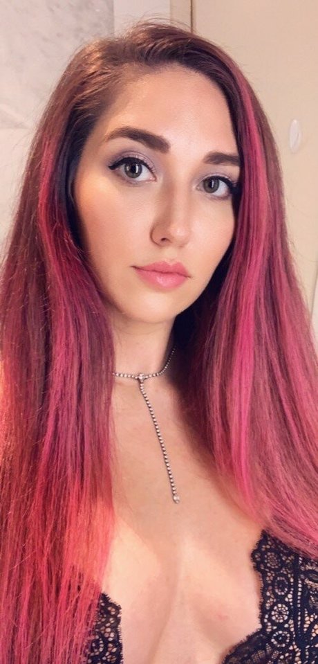 Photo nue de fuite OnlyFans de Venusyourgod