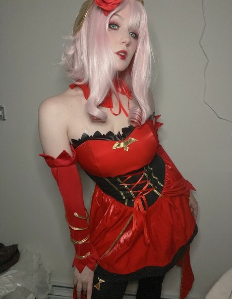 Alasti lekkinud OnlyFans-i pilt Satinstars