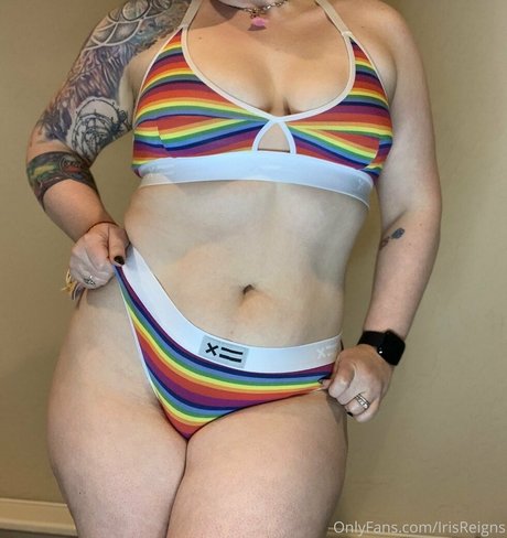 Alasti lekkinud OnlyFans-i pilt Irisreigns