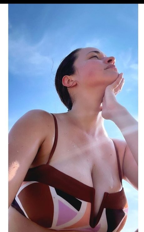 Nacktes geleaktes OnlyFans-Foto von Alexis Knapp