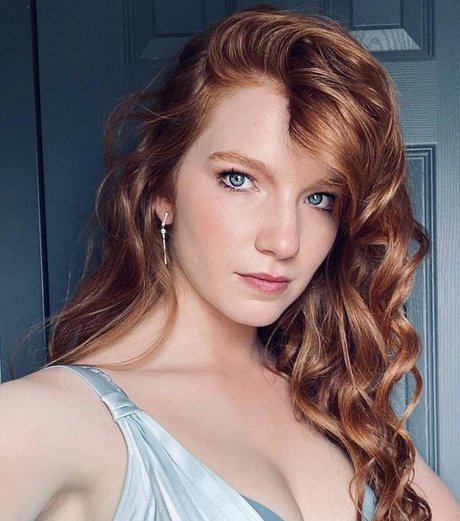 Nahá fotka uniklých OnlyFans od Annalise Basso