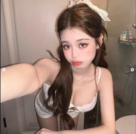 Nahá fotka uniklých OnlyFans od Amberrllo