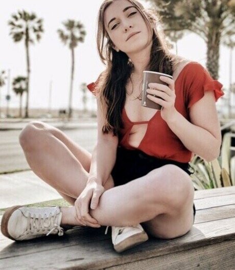 Alasti lekkinud OnlyFans-i pilt Ayytrae