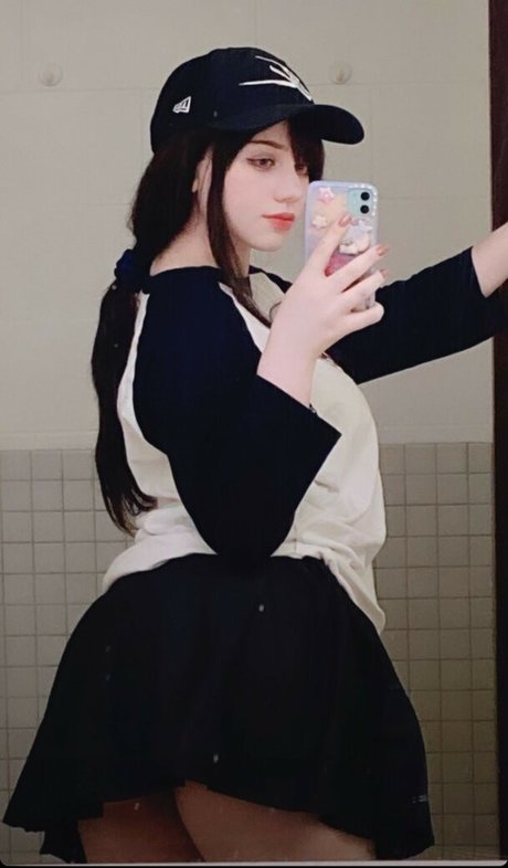 Обнаженная фотография утечки OnlyFans от Ochya0