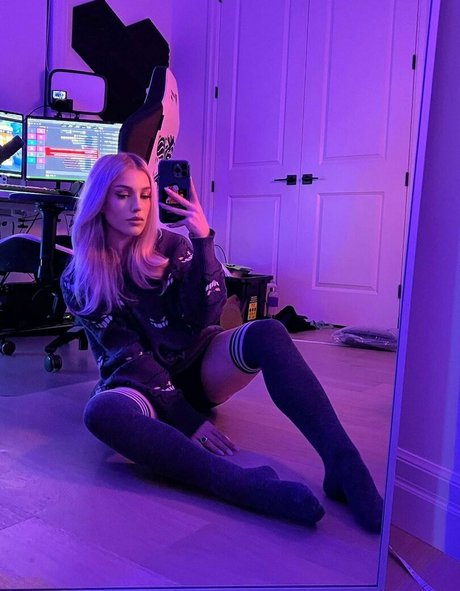 Emerome OnlyFans泄露裸照