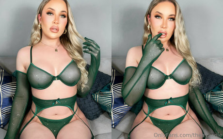 Foto desnuda filtrada de OnlyFans de Theavacole