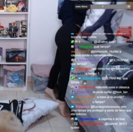 Alasti lekkinud OnlyFans-i pilt Faye Tan