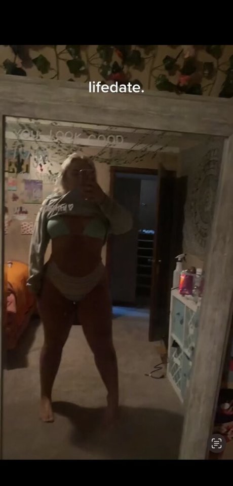 Paige Kinowski naked leaks OnlyFans pic