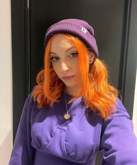 Nacktes geleaktes OnlyFans-Foto von Mona Schon