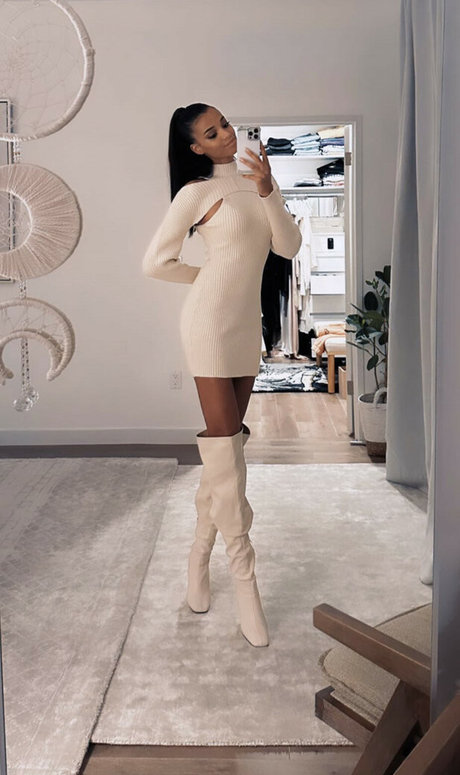 Naken läckt OnlyFans-bild av Ella Balinska