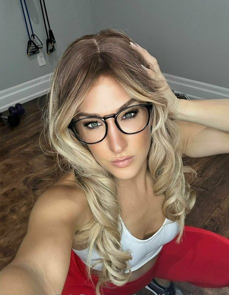 Jenniferinthegym OnlyFansリークヌード写真