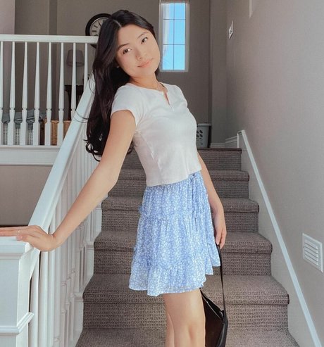 Naken lekkede OnlyFans-bilde av Ashley Liao