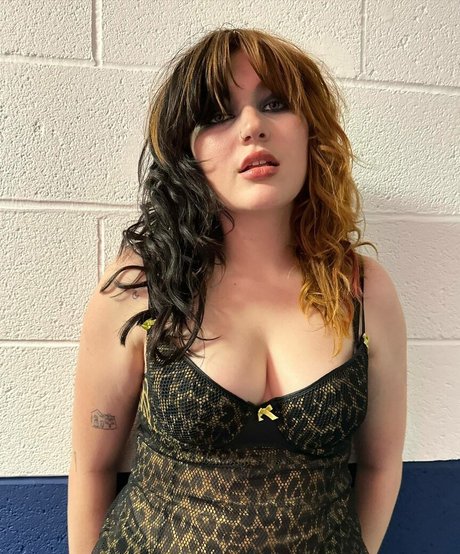 Alasti lekkinud OnlyFans-i pilt Gayle