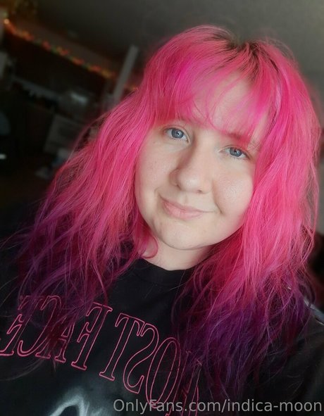 Nacktes geleaktes OnlyFans-Foto von Indicamoon