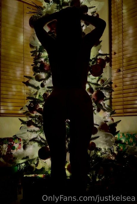 Alasti lekkinud OnlyFans-i pilt Justkelsea