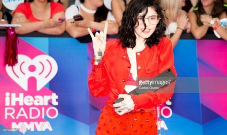 Nacktes geleaktes OnlyFans-Foto von Grimes