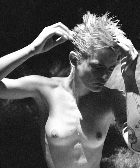 Nahá fotka uniklých OnlyFans od Estherrose Mcgregor