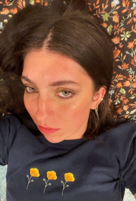 Alasti lekkinud OnlyFans-i pilt Kenna Lorene