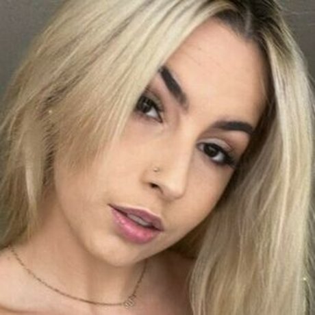 Naakte gelekte OnlyFans-foto van Chanel Camryn