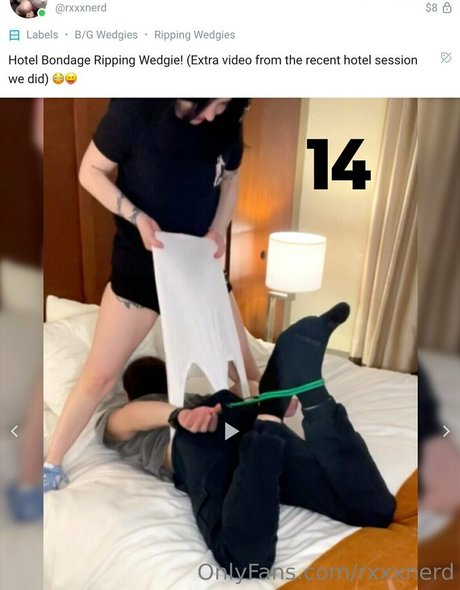 Nahá fotka uniklých OnlyFans od Rxxxnerd