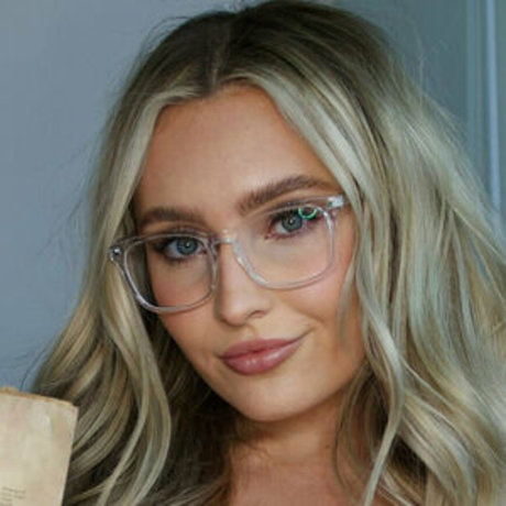 Nacktes geleaktes OnlyFans-Foto von Nursenatalia