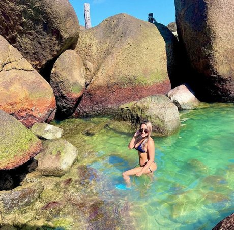 Alasti lekkinud OnlyFans-i pilt Veronica Vale Belem