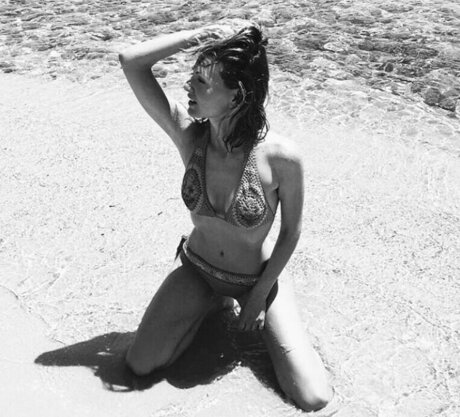 Foto di nudo di fuga di OnlyFans di Ella Endlich