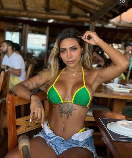 Nahá fotka uniklých OnlyFans od Suellen Souz