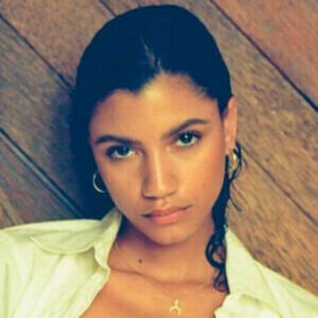 Nacktes geleaktes OnlyFans-Foto von Cecilia Solivan