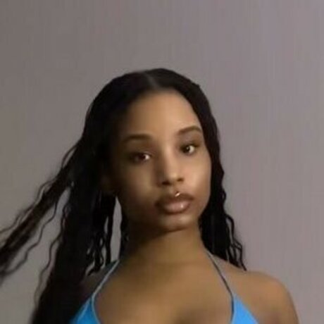 Nahá fotka uniklých OnlyFans od Iisoyummy