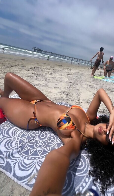 Foto di nudo di fuga di OnlyFans di Imangharram