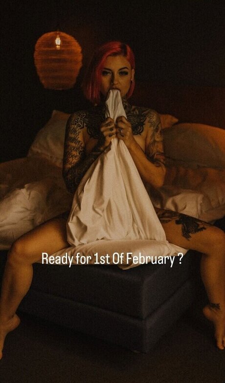 Naken lekkede OnlyFans-bilde av Lenorixposer