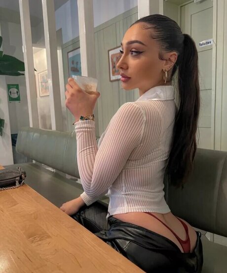 Foto di nudo di fuga di OnlyFans di Dayzelova