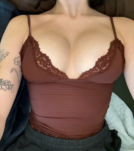 Naakte gelekte OnlyFans-foto van Aquariusdays