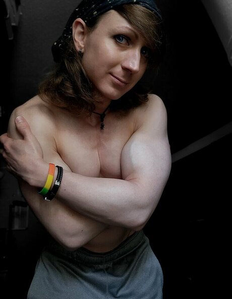 Обнаженная фотография утечки OnlyFans от Realmacw