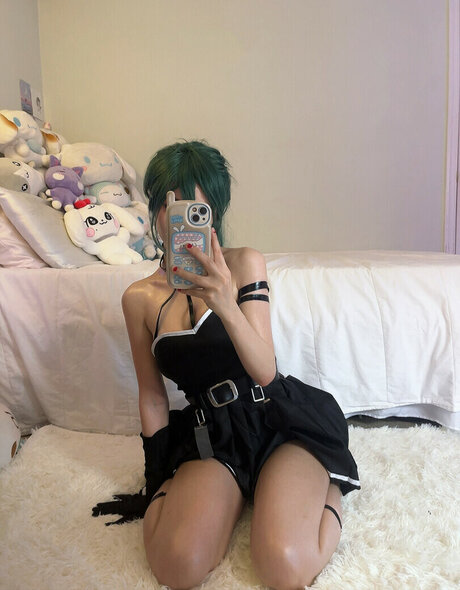 Alasti lekkinud OnlyFans-i pilt Komocos