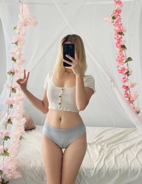 Naken lekkede OnlyFans-bilde av Iams3len