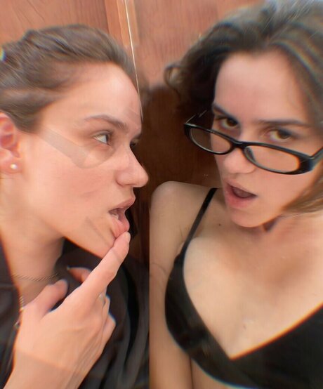 Nahá fotka uniklých OnlyFans od Missrogb