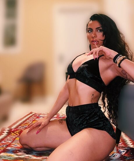 Foto desnuda filtrada de OnlyFans de Hivacova