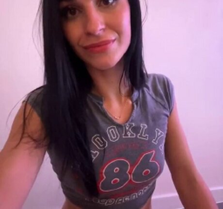 Naken lekkede OnlyFans-bilde av Oliviiia