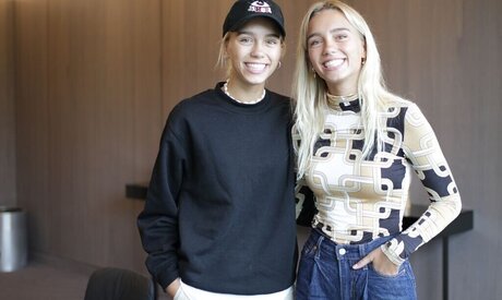 Alasti lekkinud OnlyFans-i pilt Lisa Und Lena